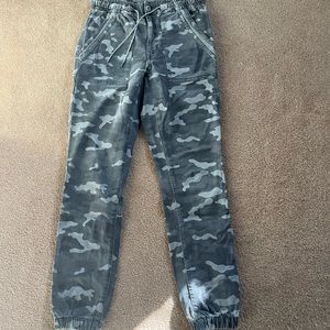 american eagle jean joggers
